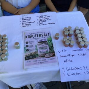 Aktion Tagwerk - Kr&auml;utersalz-Stand